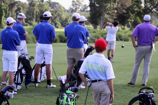 1_flock-of-jays_golf_20130917_jhsvsrummel_015