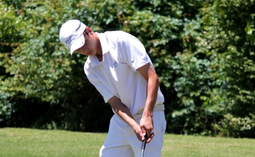 golf_003_state_glorioso_putt