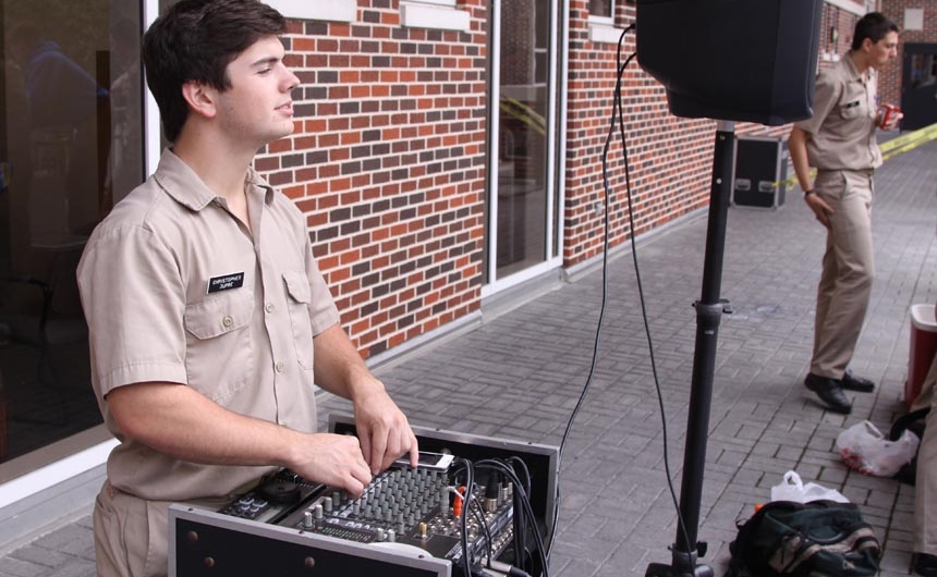 homecomingweek_2013-10-21_monday_img_0009web