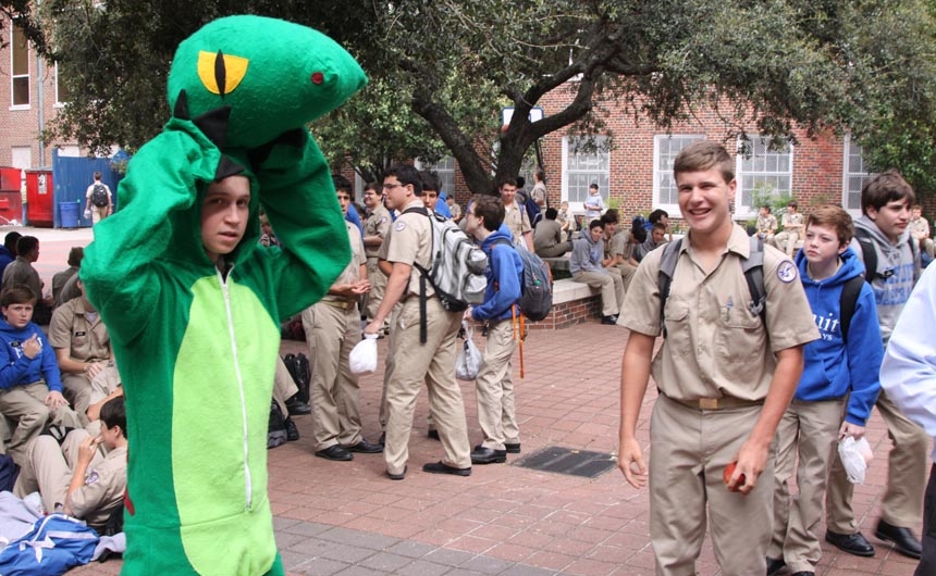 homecomingweek_2013-10-21_monday_img_0012web