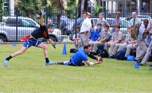 Senior Faculty Football_092442015_25