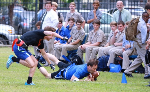 Senior Faculty Football_092442015_26