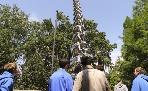 Junior-Class_20180427_Art-Field-Trip_085