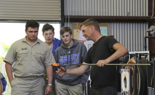 Junior-Class_20180427_Art-Field-Trip_202