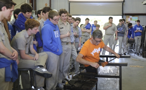 Junior-Class_20180427_Art-Field-Trip_239