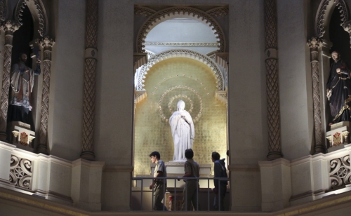 Junior-Class_20180427_Art-Field-Trip_331