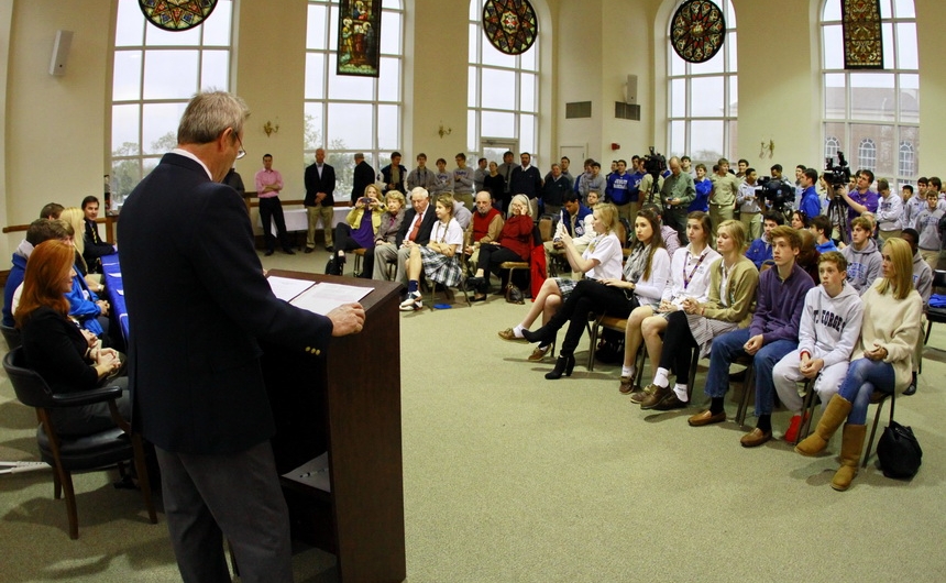 signing-day_robert-lobrano_foster-moreau_02042015_03