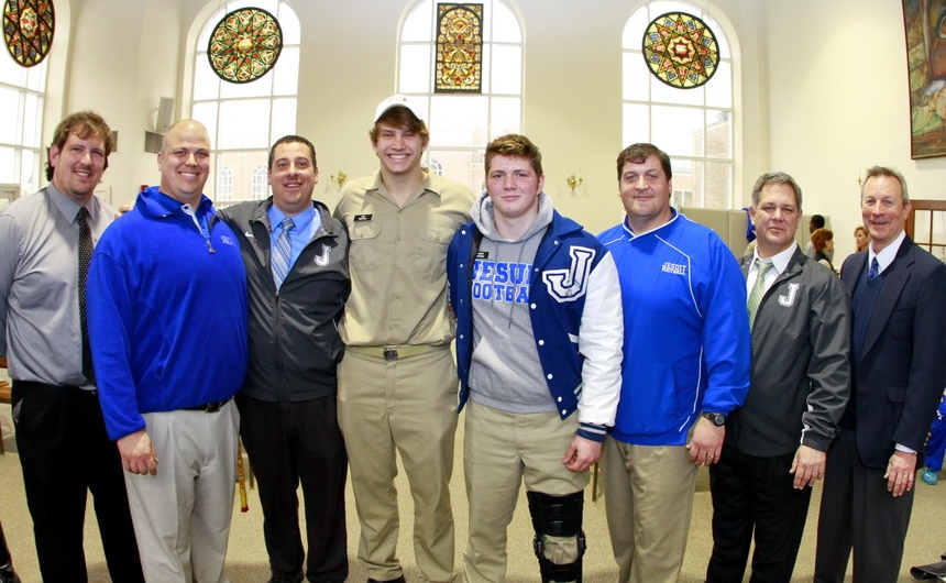 signing-day_robert-lobrano_foster-moreau_02042015_09