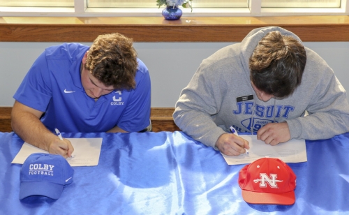 SigningDay_Football_20190206_174