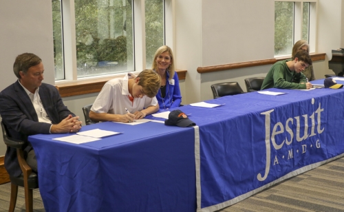 SigningDay_Fall18_20181114_23