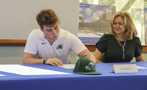 NCAABaseball-Signing_20191120_09