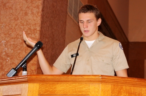 05_mass_archbishop_20131002_dipuma_brett_0101