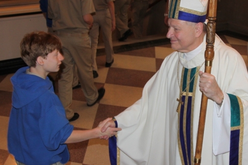 14_mass_archbishop_20131002_mire_aymond_0173