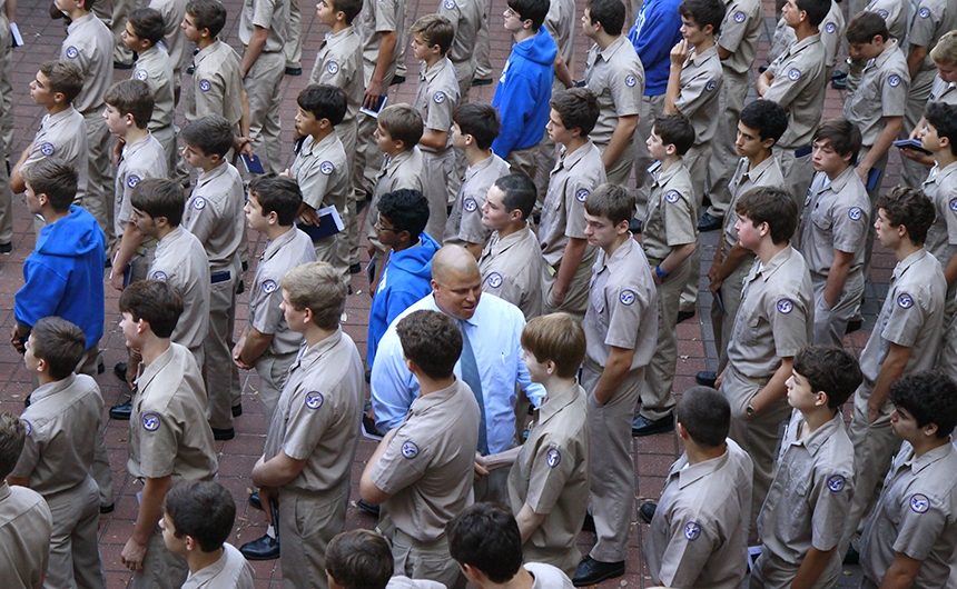 1stassemblyofyear_groundimages_20140815_025