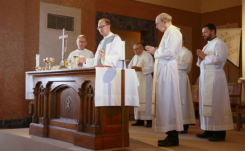 1stmassofyear_feastoftheassumption_20140815_037