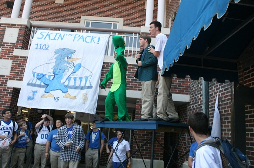 studentlife_lunchtimepeprally_20130913_003