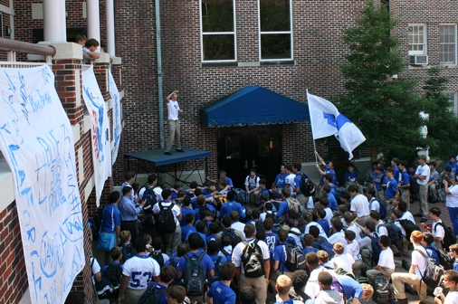 studentlife_lunchtimepeprally_20130913_006