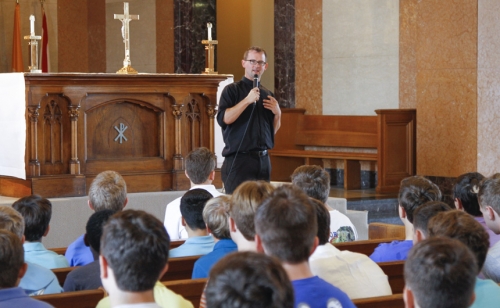 Student-Retreats_20161014_Pre-freshmen_015