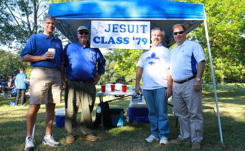 HolyCrossRivalryTailgate_20151002_019