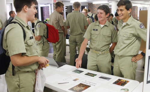 Student-Life_20160906_Rush-Days_005