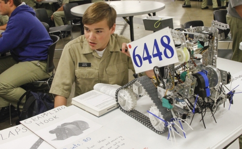 Student-Life_20160907_Rush-Days_044