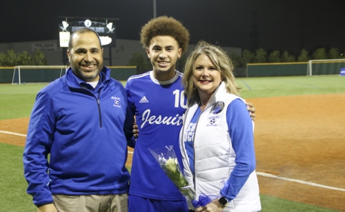 SENIOR-NIGHT_Soccer-vs-EJ_20200116_04