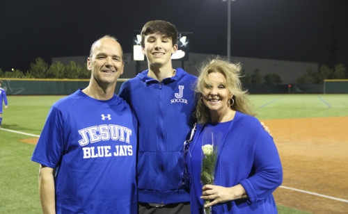 SENIOR-NIGHT_Soccer-vs-EJ_20200116_06