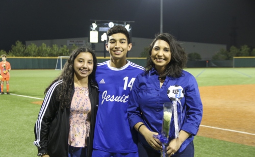 SENIOR-NIGHT_Soccer-vs-EJ_20200116_09