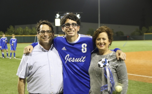 SENIOR-NIGHT_Soccer-vs-EJ_20200116_12