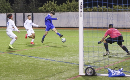 SENIOR-NIGHT_Soccer-vs-EJ_20200116_27