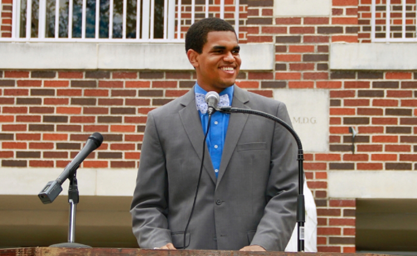 001_senior-day__commons_courtyard_assembly_dismissal_05022014_046