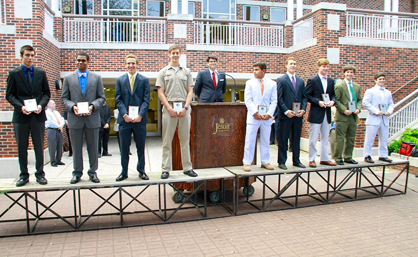 003_senior-day__commons_courtyard_assembly_dismissal_05022014_214