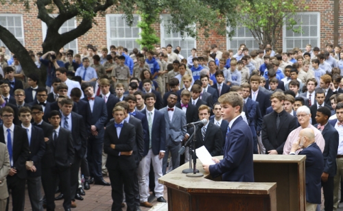 SeniorWeek_SeniorDay_20160429_MorningAssembly_FinalDismissal_215