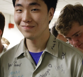 SeniorWeek_ThursdayLunch_20160428_066