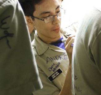 SeniorWeek_ThursdayLunch_20160428_070