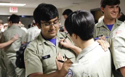 SeniorWeek_ThursdayLunch_20160428_172