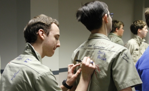 SeniorWeek_ThursdayLunch_20160428_225