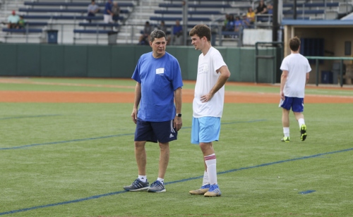 Soccer-Alumni-Game_20200118_18