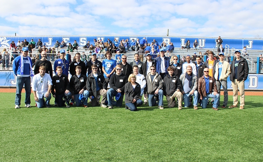 alumni_soccerreunion_20140104_012