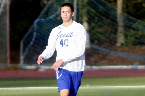 12-29-12_soccer_vs-_catholicbrfinial_002web