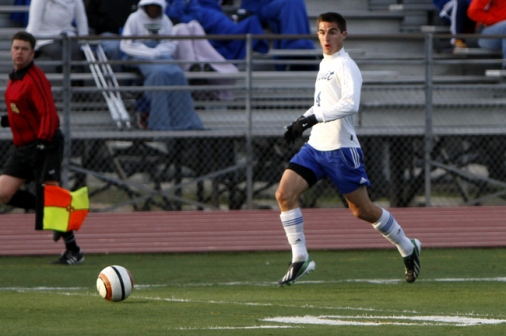 12-29-12_soccer_vs-_catholicbrfinial_004web