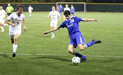 SoccerPlayoffs-vs-Cent-Lafourche_20200212_06