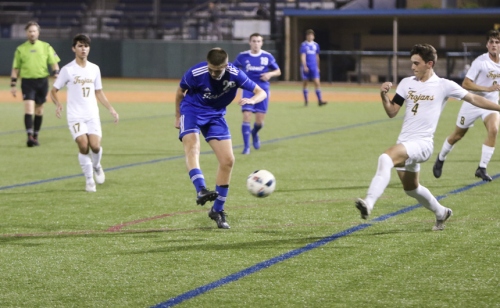 SoccerPlayoffs-vs-Cent-Lafourche_20200212_31