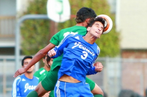 soccer_2012_13_jhs_v_grace_king_120512_01