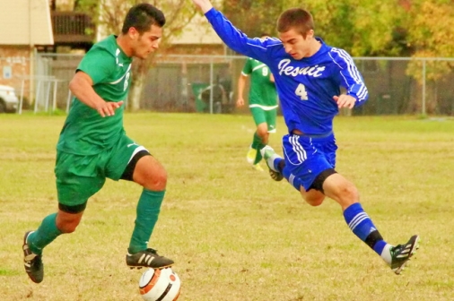 soccer_2012_13_jhs_v_grace_king_120512_06