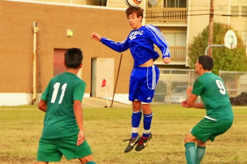 soccer_2012_13_jhs_v_grace_king_120512_07
