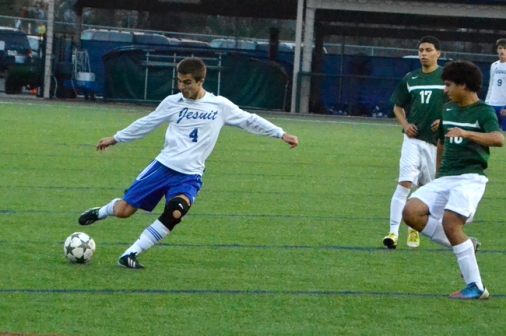 soccer_2012-13_vsgraceking_20130124_web_004