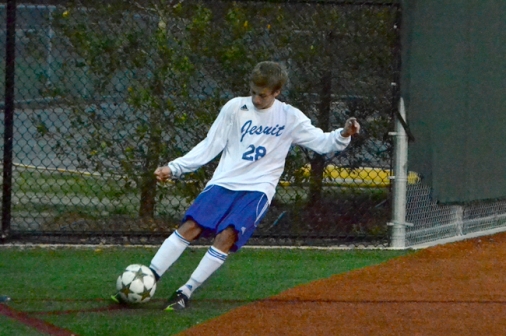 soccer_2012-13_vsgraceking_20130124_web_005