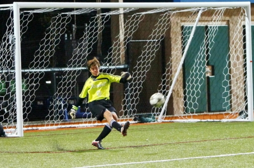 soccer_2012_13_jhs_v_gulfport_112712_03