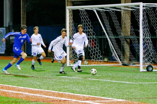 soccer_2012_13_jhs_v_gulfport_112712_13